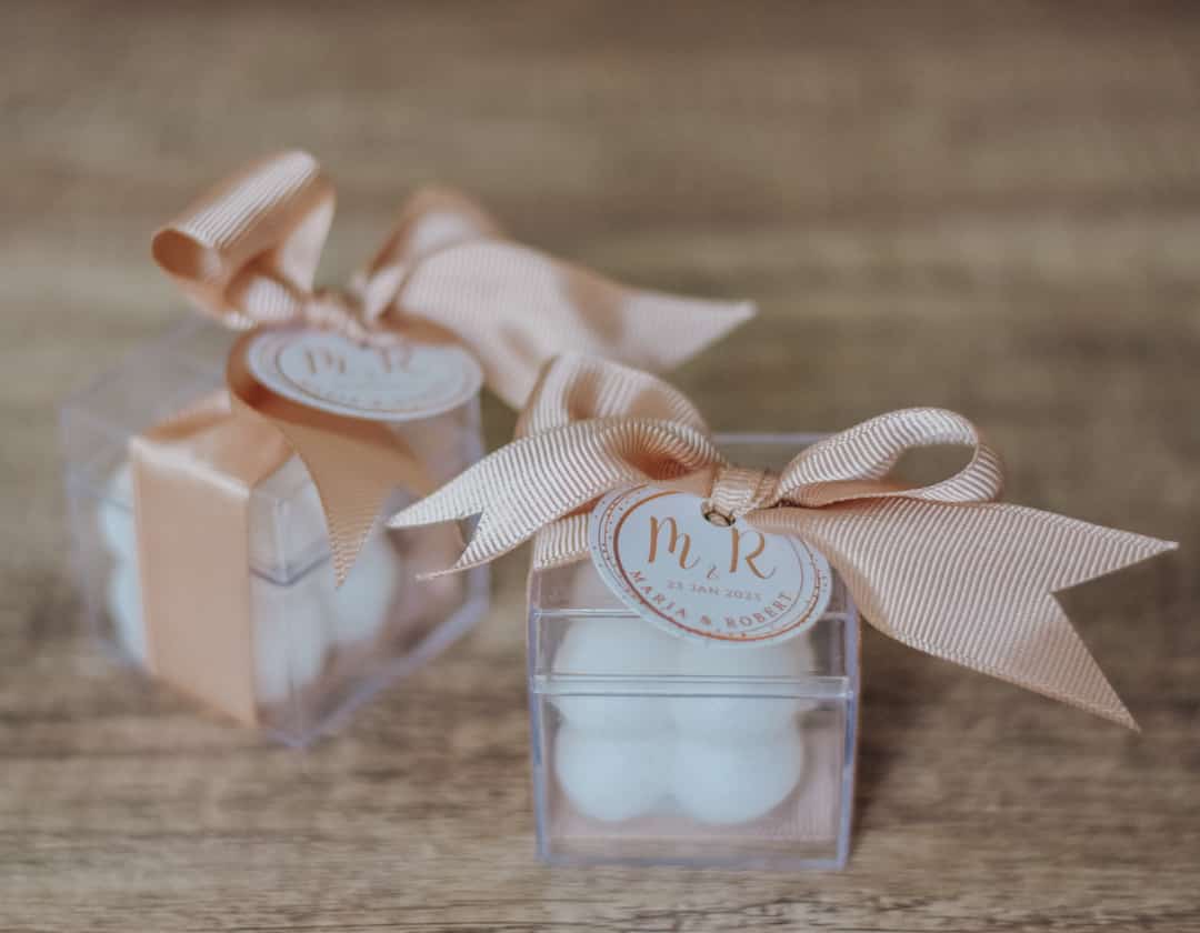 Maria & Robert Customized wedding favors Bubble Candle | Personalized Design And Names