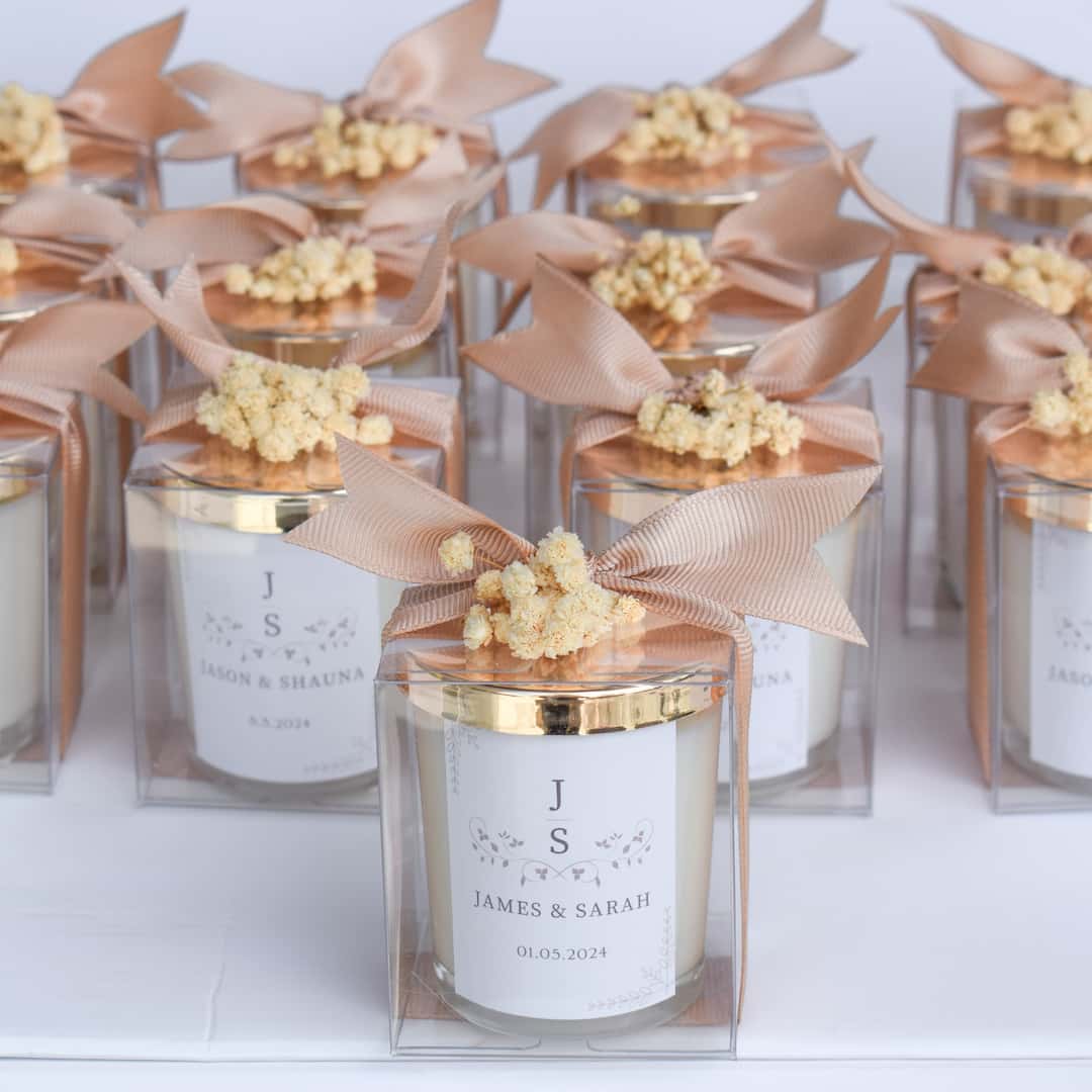 Scented Candle With Natural Dried Flowers | Personalized Wedding Favor